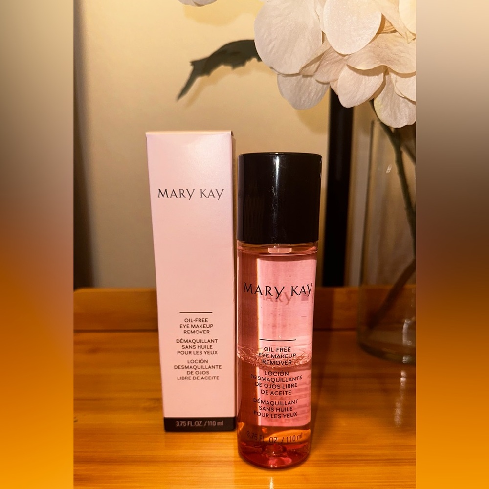 🌷Official Mary Kay Consultant🌷 Oil Free Make Up Removal